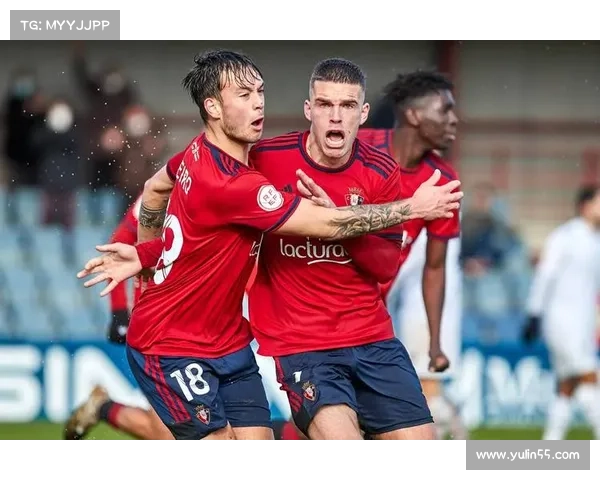 从大卫路易斯落选事件看球员竞技状态与团队战术选择的博弈