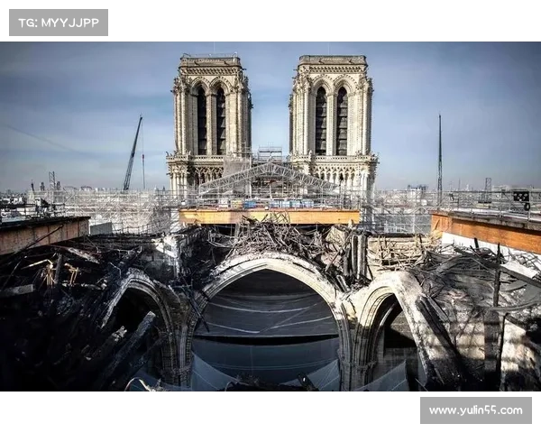 巴黎圣日耳曼重建之路：如何通过改革赢得球迷的信任与支持